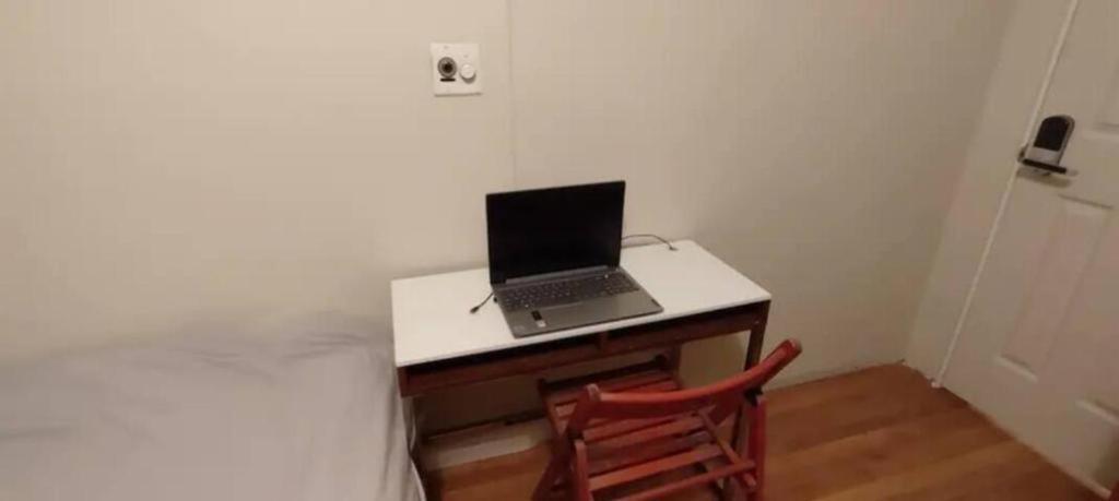 Friendly In Williamsburg Brooklyn Homestay *